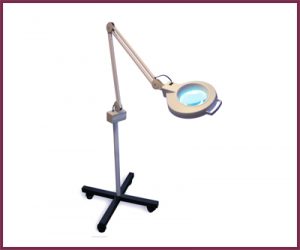 3 Diopter Magnifying Lamp With Base 110 V