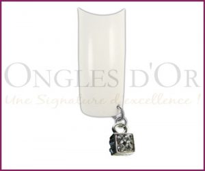 Nail Percing Silver Cube Clear Stones (PO154)