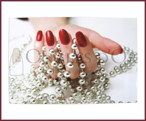 Poster - Nail and Bead Necklace (24'' X 36'')