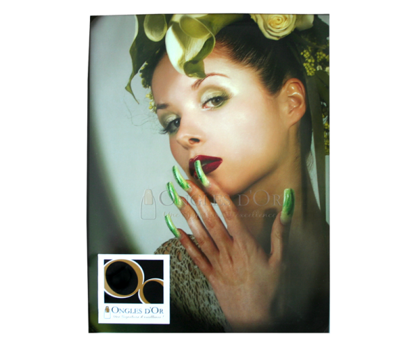 Poster – Ongles d'Or Lady in Green (17 x 22.75 inches)